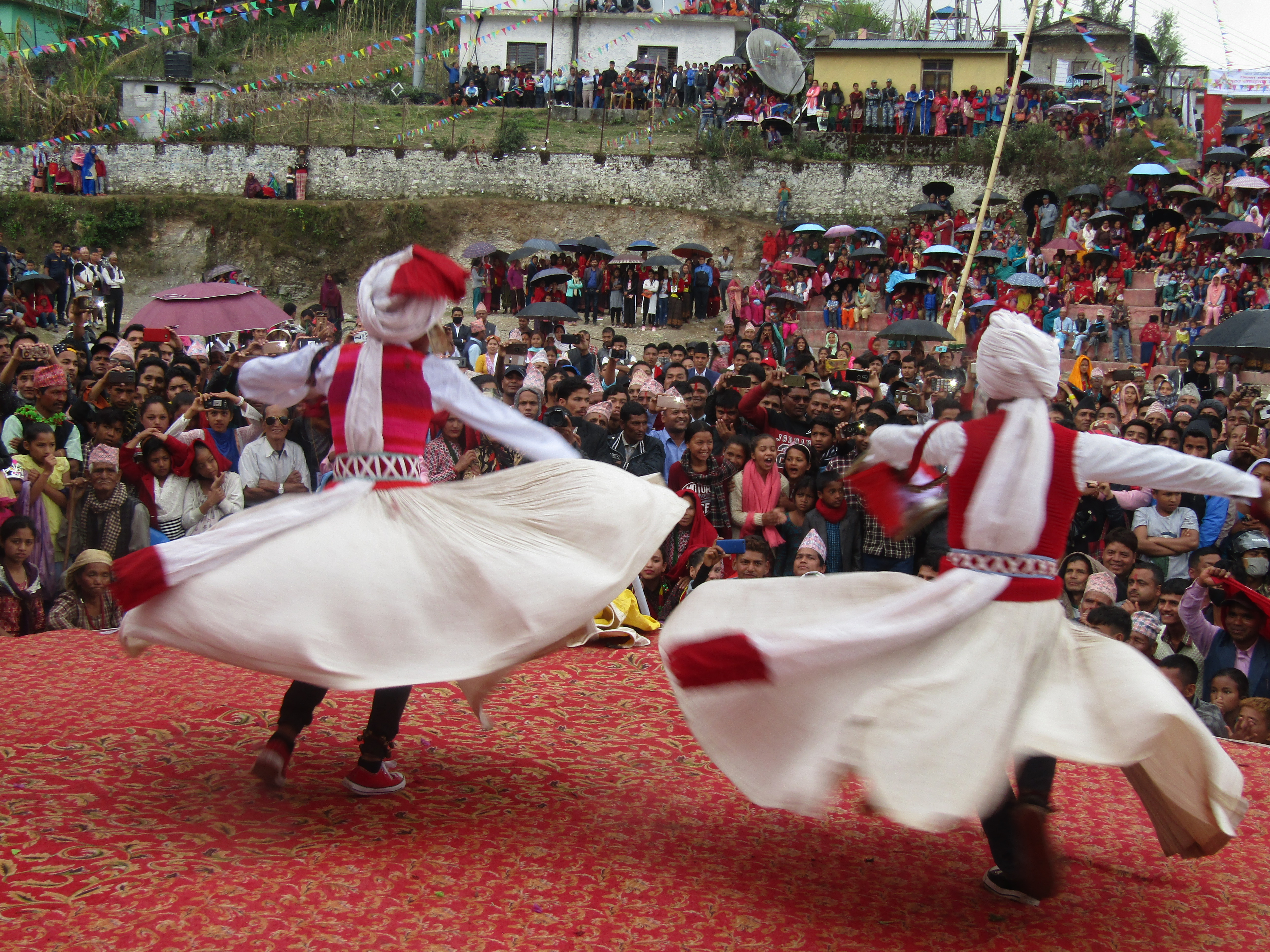 हेराै‌ कालीकाेटमा नाँचीने हुड्के नाँच